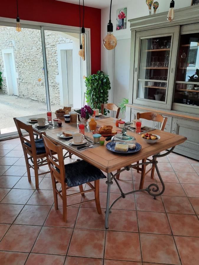 Le Cocon Bed & Breakfast Saint-Paul-les-Fonts Exterior photo