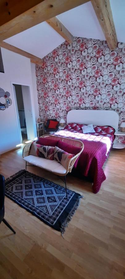 Le Cocon Bed & Breakfast Saint-Paul-les-Fonts Exterior photo